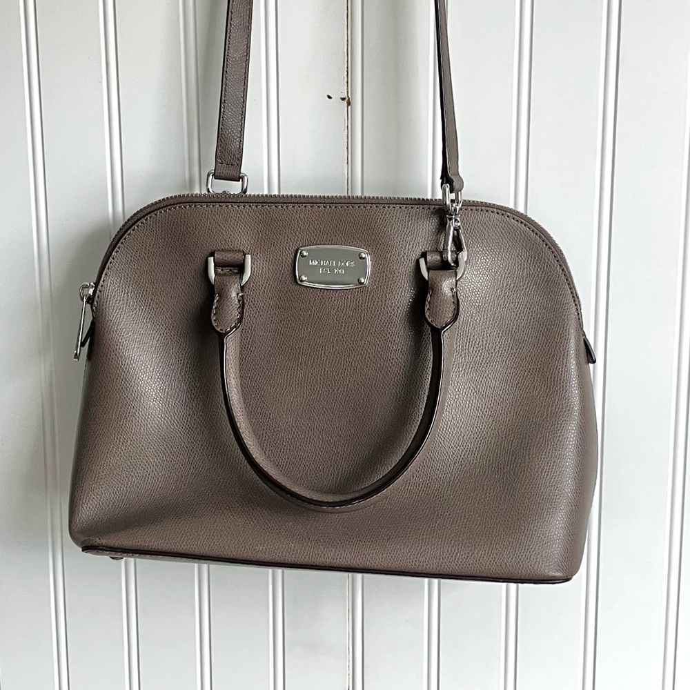 Authentic Michael Kors Veronica Medium Handbag